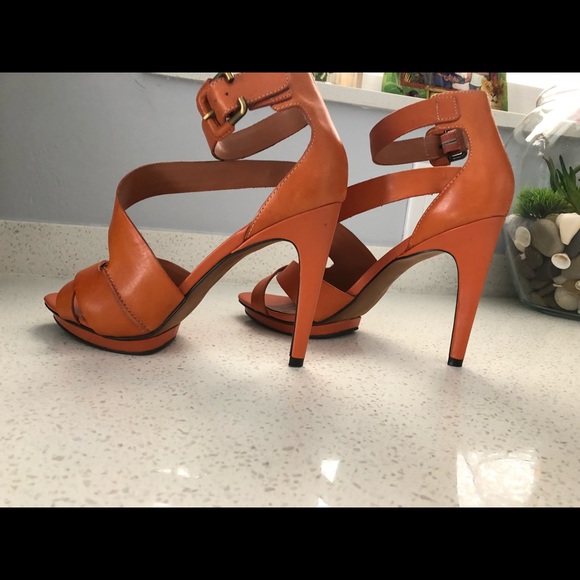 Luxury rebel orange size 10 perfect leather - Picture 2 of 8